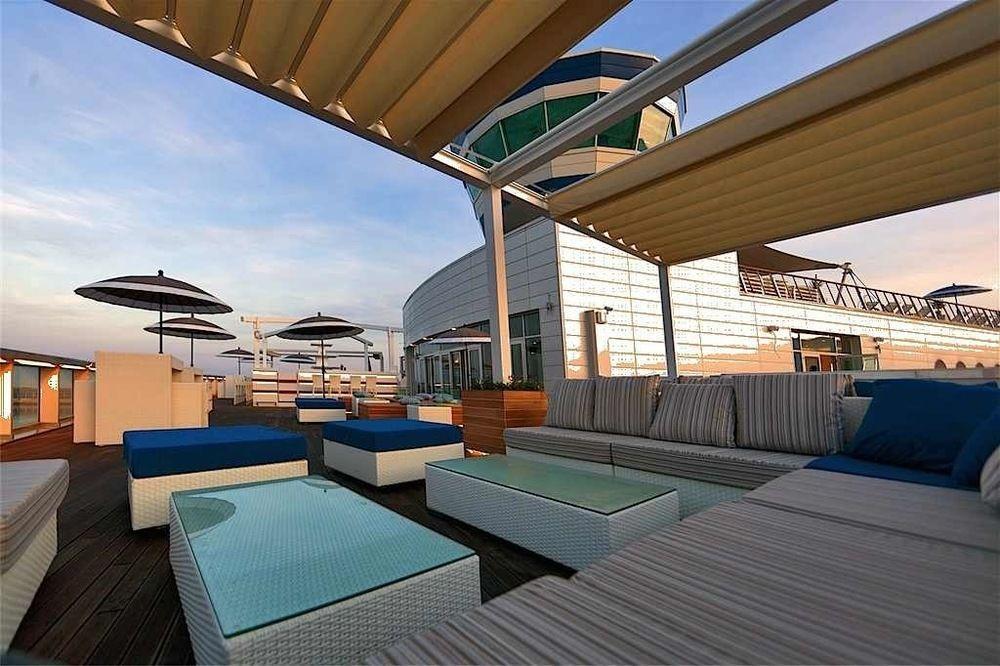 Yacht Club Marina Di Loano Hotel Exterior photo