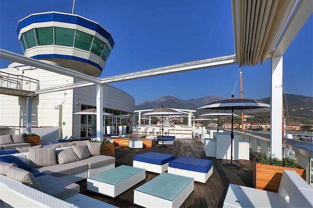 Yacht Club Marina Di Loano Hotel Exterior photo