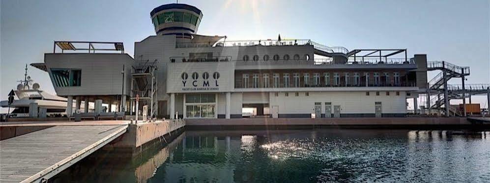 Yacht Club Marina Di Loano Hotel Exterior photo